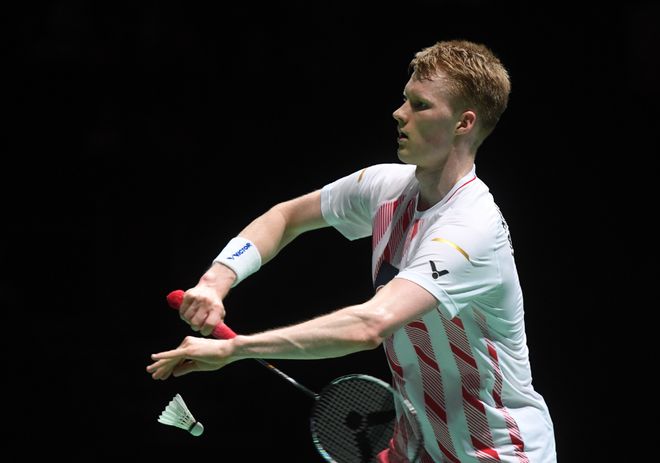 标不断前行 标不断前行