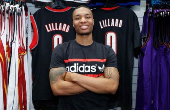 湖人惜败雄 湖人惜败雄